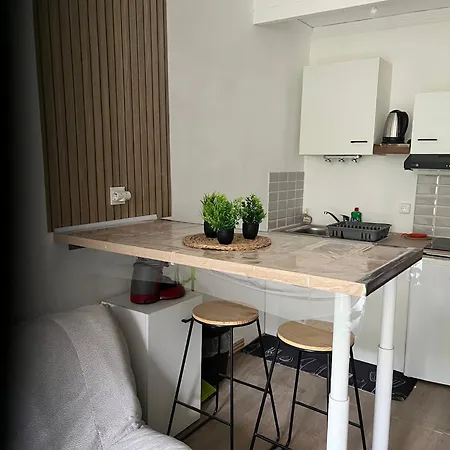 Apartamento Charmant Studio
